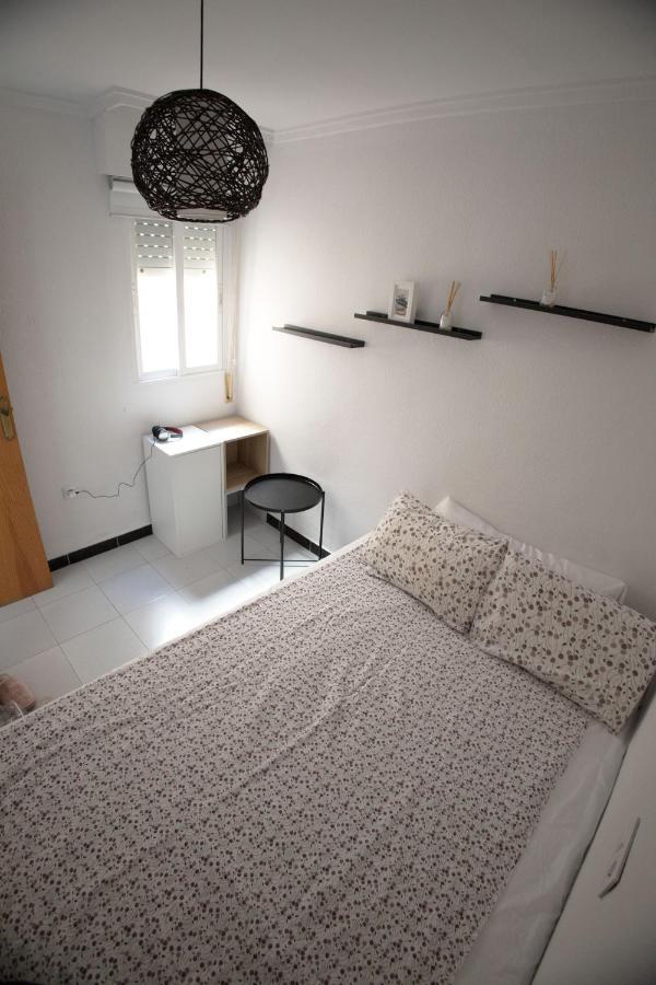 Kiara Apartament - With Garage Torrevieja Luaran gambar